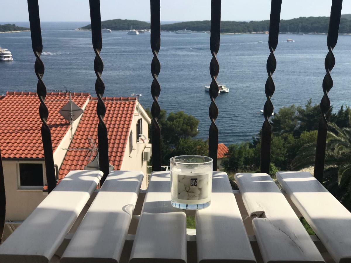 Patak's place, amazing view Apartment Hvar Town Bagian luar foto