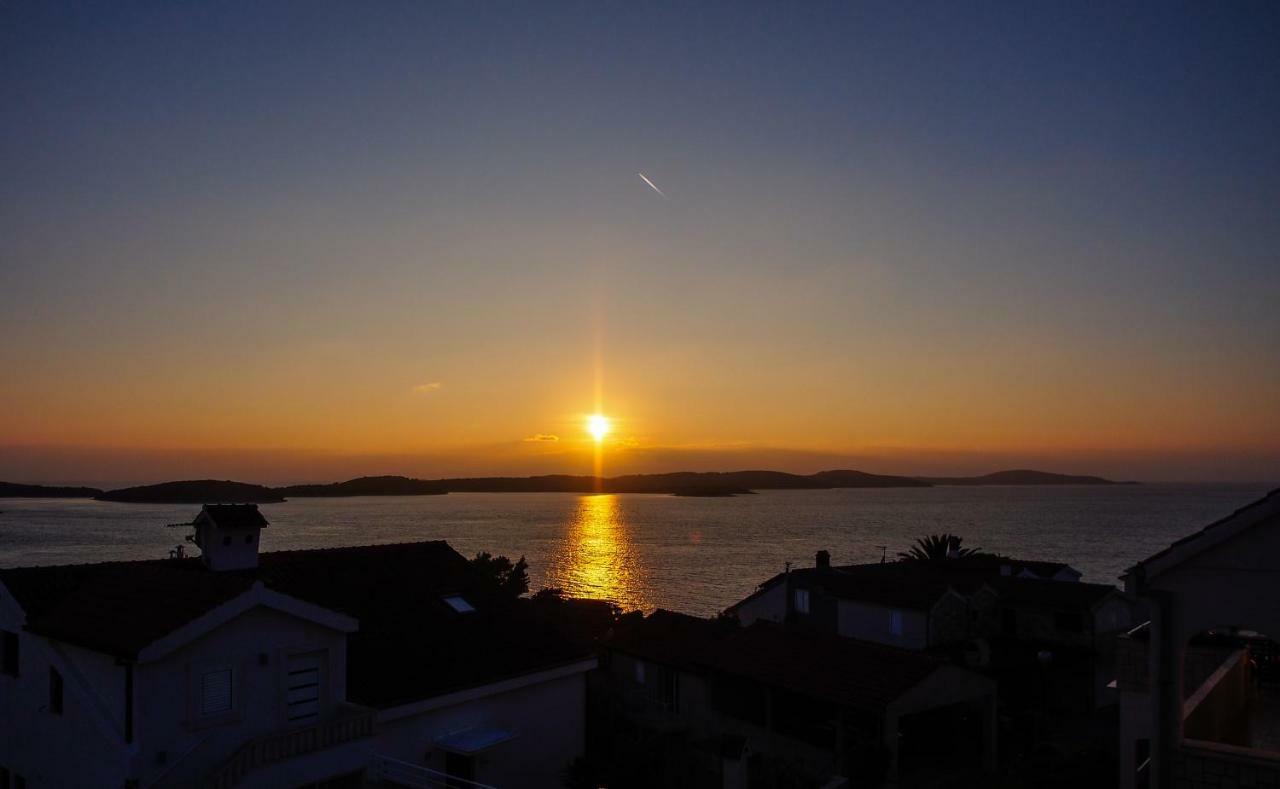 Patak's place, amazing view Apartment Hvar Town Bagian luar foto