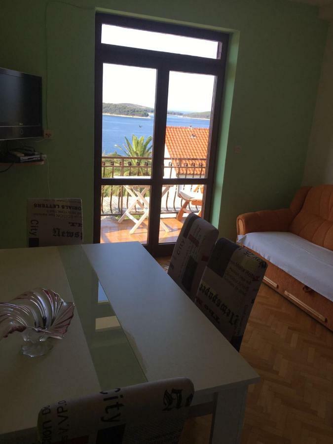 Patak's place, amazing view Apartment Hvar Town Bagian luar foto